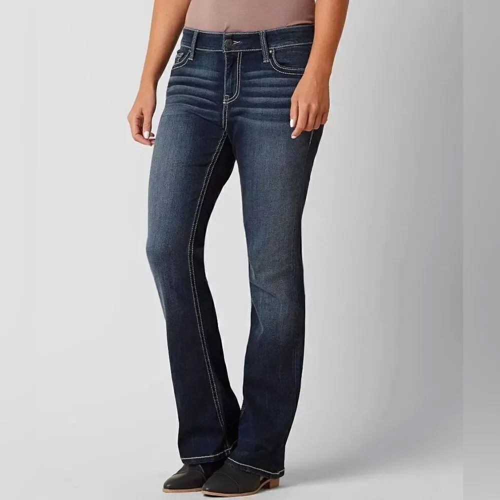 Daytrip Mila Bootcut Jean BKE Size 27 detailed pocket